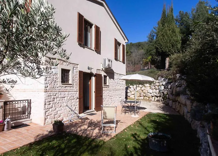 A05 - Massignano, Bilocale Immerso Nel 3 Appartamento *